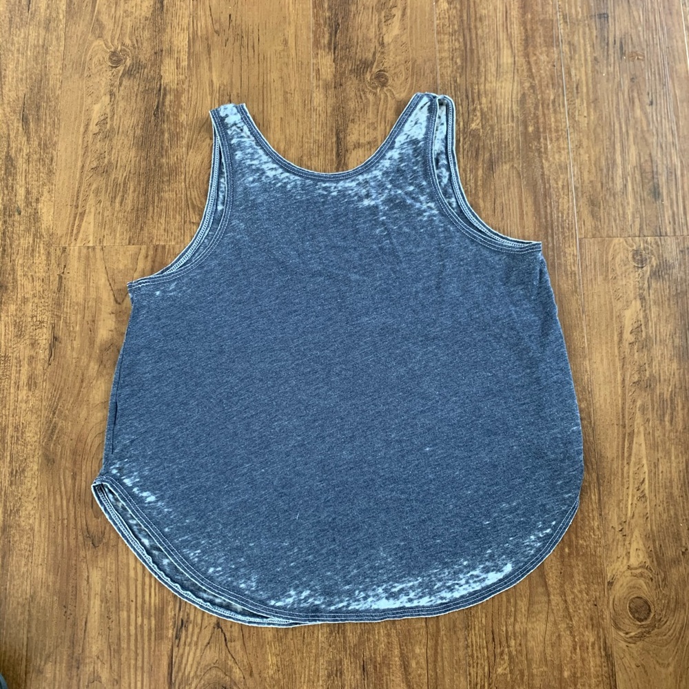 Chaser Tank Top - Picture 3 of 3